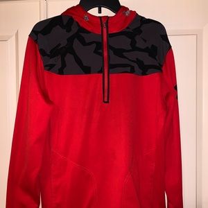 Under Armour 1/4 zip pull over, medium